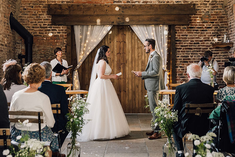 Cara & Phil - Riverlands Barn